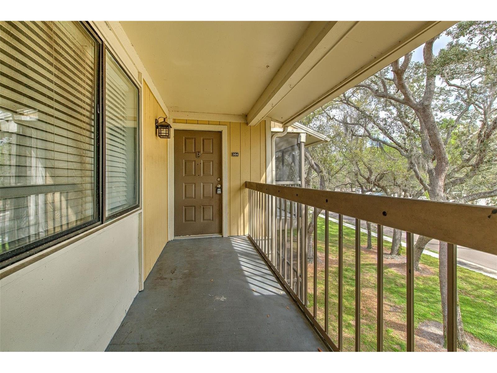 13403 Arbor Pointe Circle #304 Tampa FL 33617 TB8512742 image2