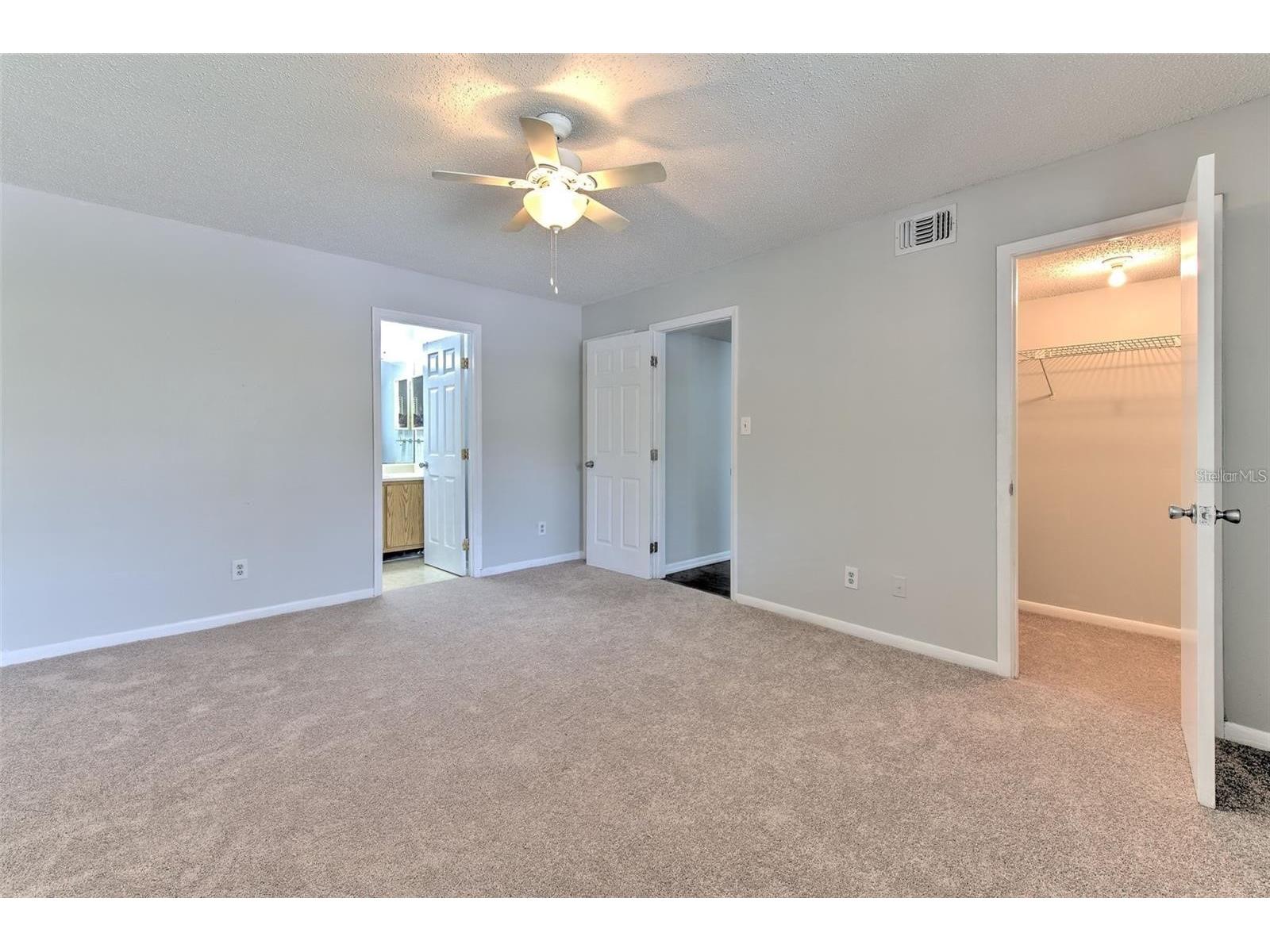 13403 Arbor Pointe Circle #304 Tampa FL 33617 TB8512742 image21