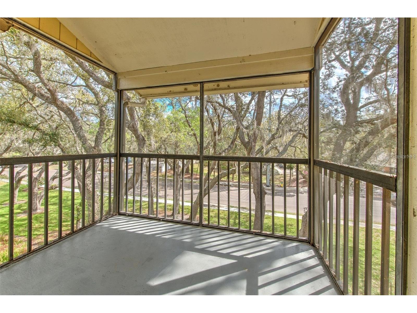 13403 Arbor Pointe Circle #304 Tampa FL 33617 TB8512742 image8