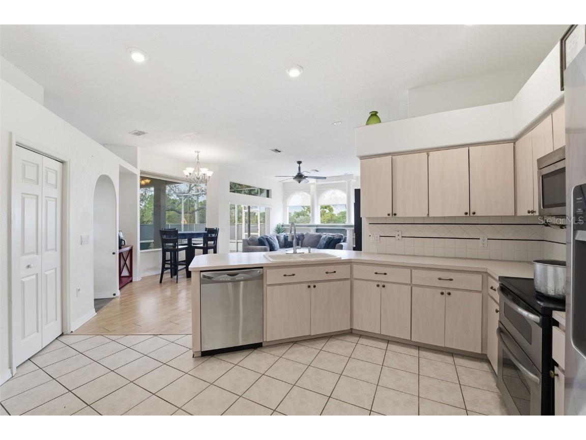 13403 Bolton Court Spring Hill FL 34609 W7880996 image21