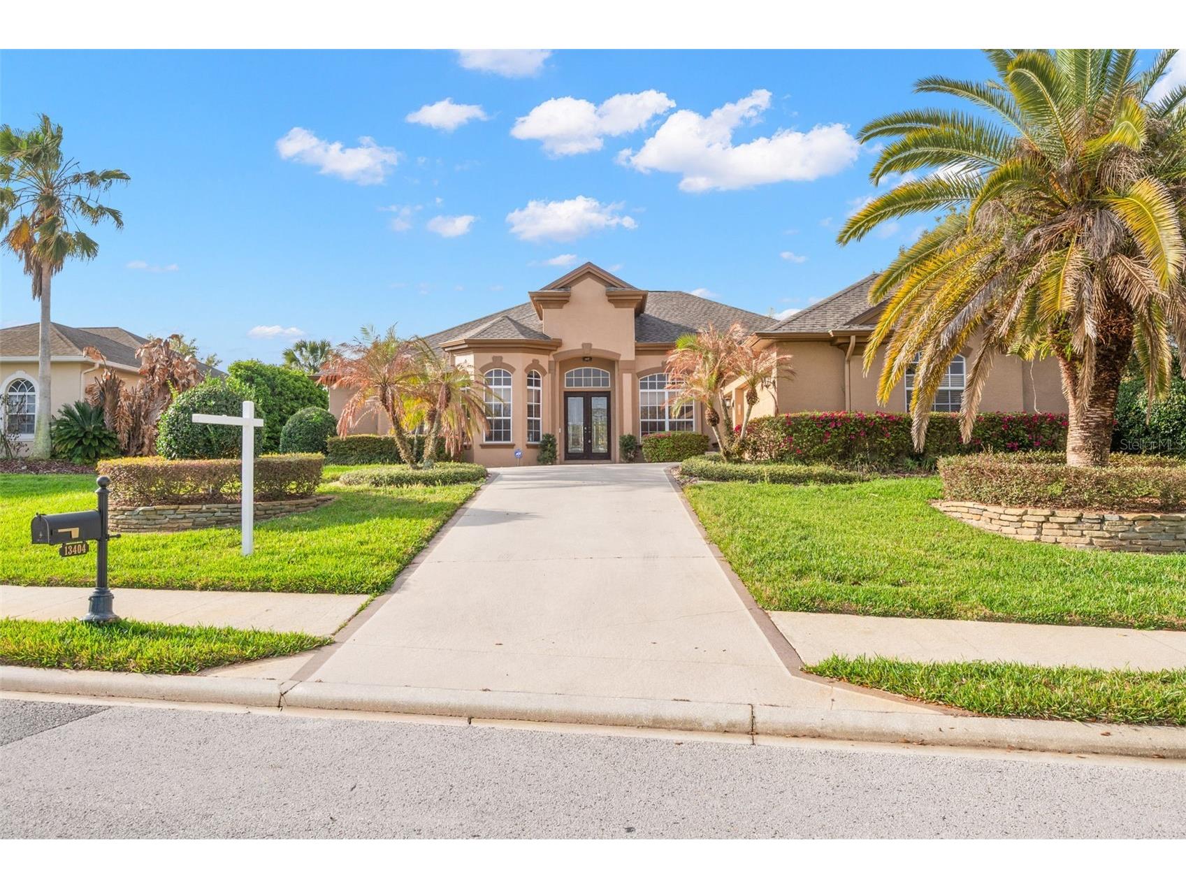 13404 Thoroughbred Drive Dade City FL 33525 TB8486455 image1