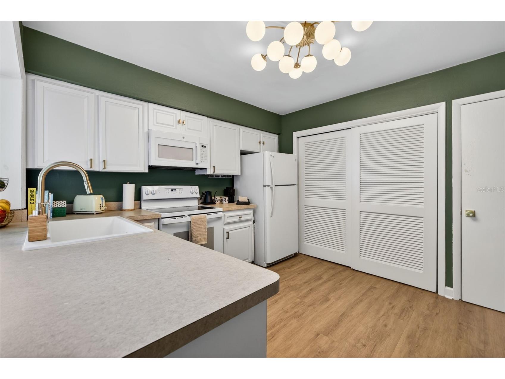 13405 Pine Lake Way #203 Tampa FL 33618 - COMMUNITY POND TB8507916 image20