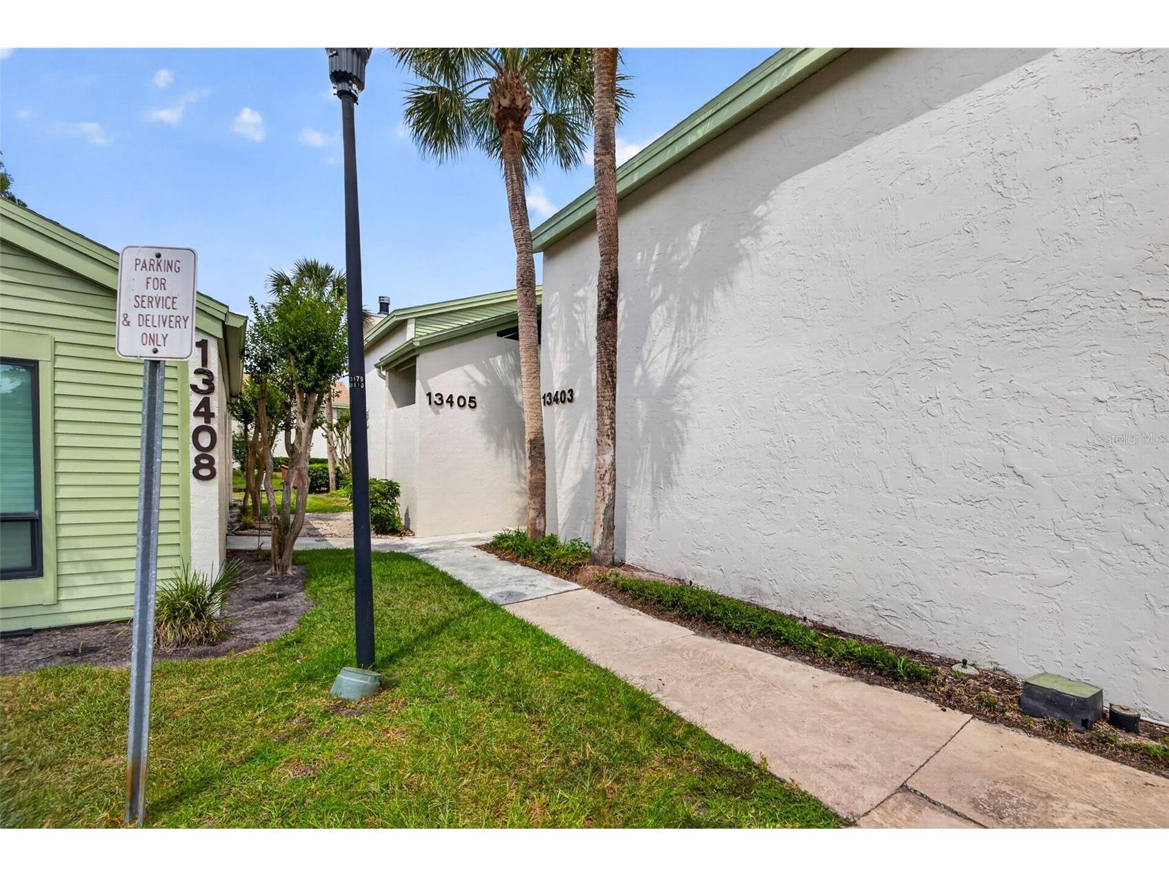 13405 Pine Lake Way #203 Tampa FL 33618 - COMMUNITY POND TB8507916 image5