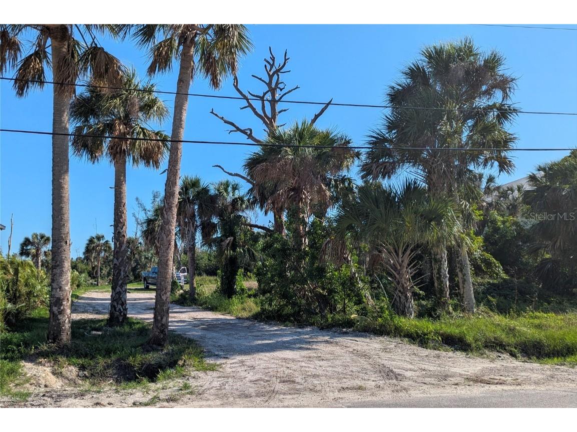 13407 Electron Drive, Fort Myers, FL, 33908 MLS OM687964 Edina Realty