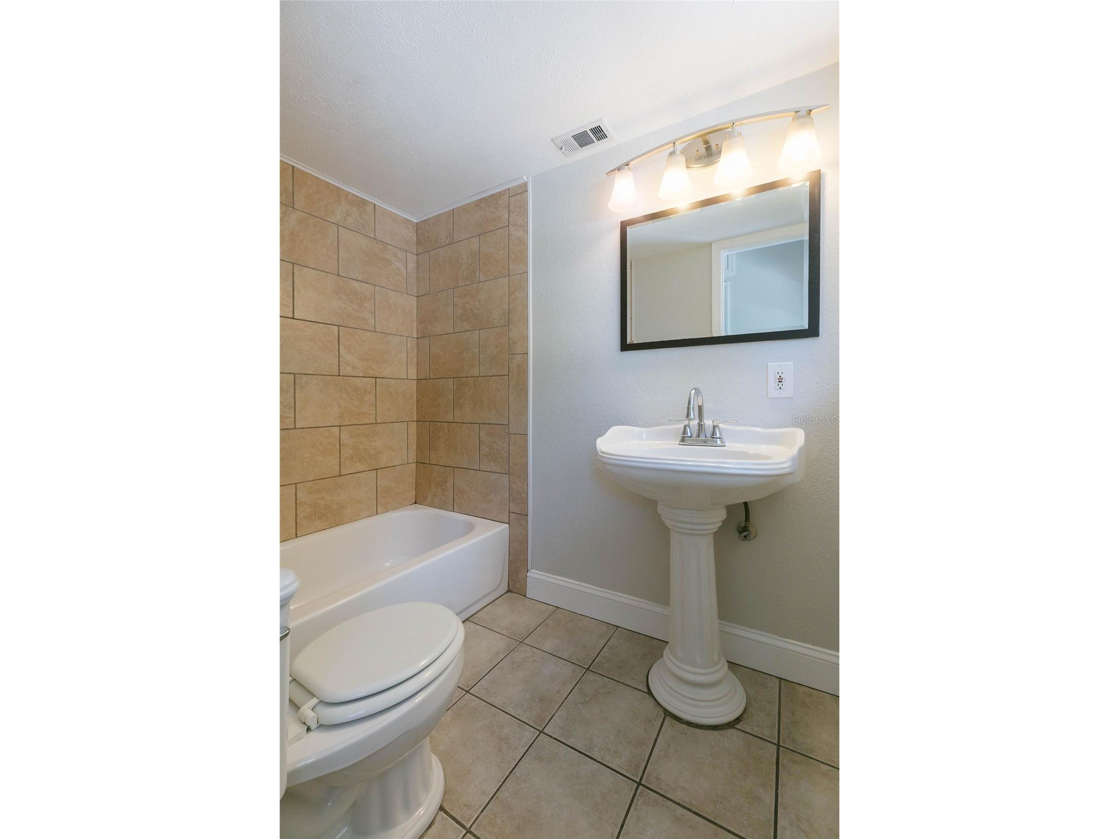 13410 Lee Street Dade City FL 33525 TB8506637 image25