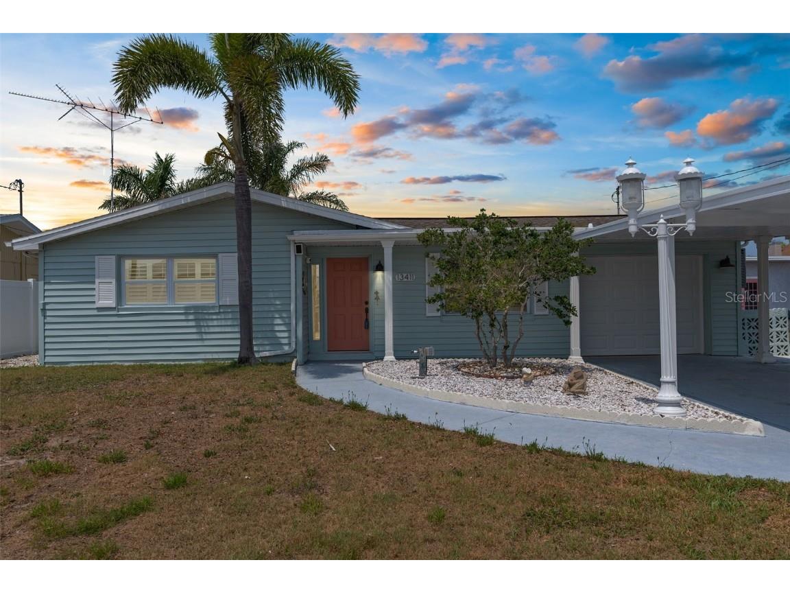 13411 Lisa Drive Hudson FL 34667 W7875367 image1