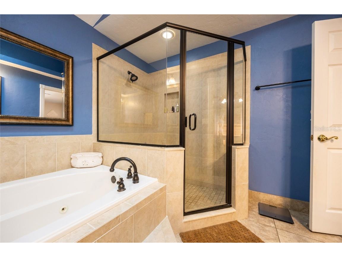 13414 NW 19th Place Gainesville FL 32606 GC528858 image43