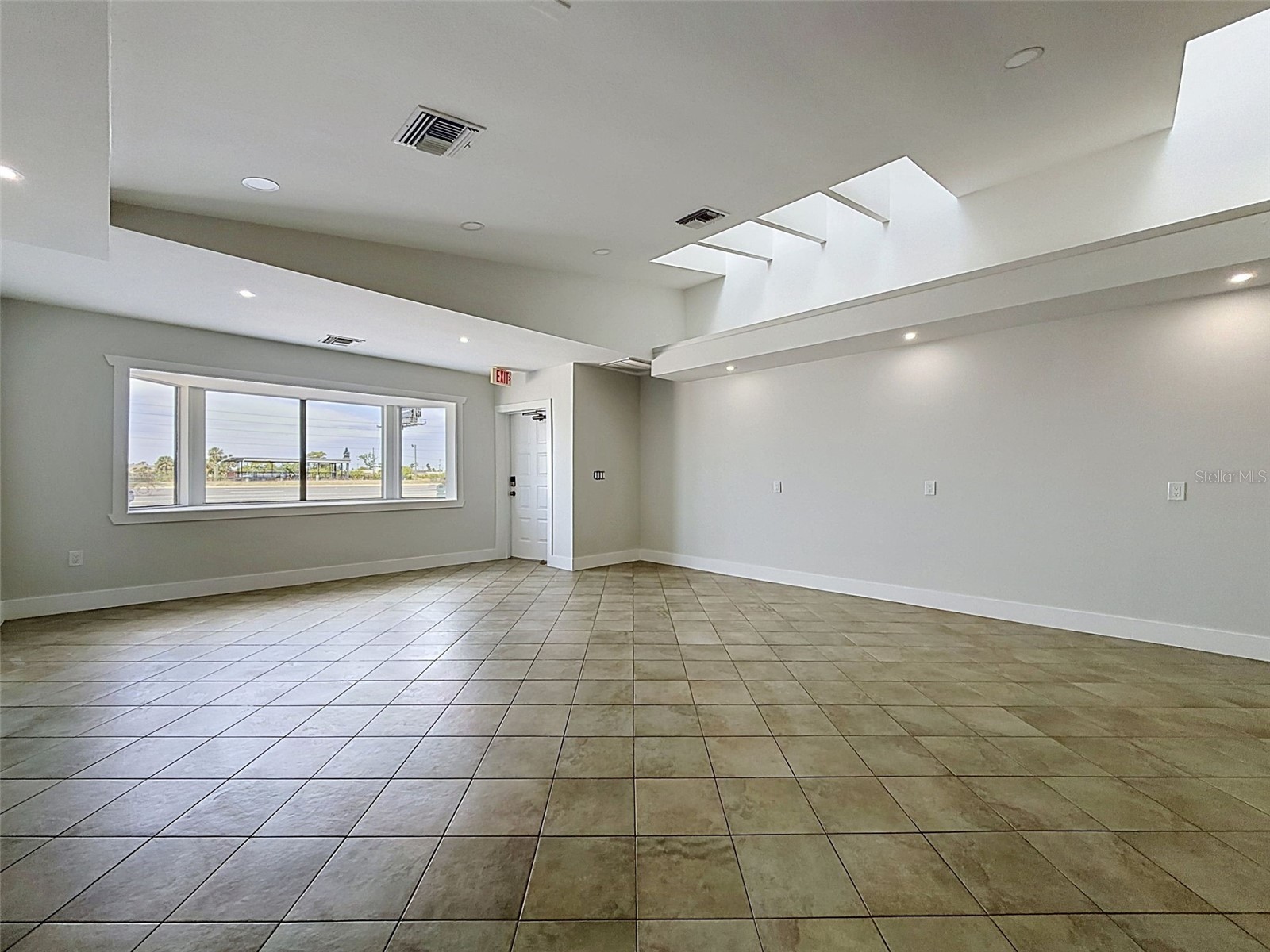 13414 Us Highway 19 Hudson FL 34667 W7885612 image13