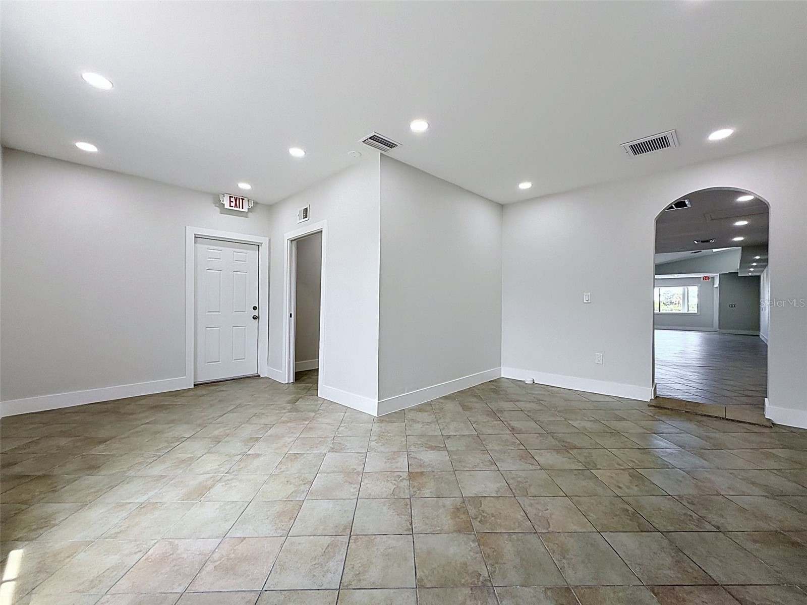 13414 Us Highway 19 Hudson FL 34667 W7885612 image29