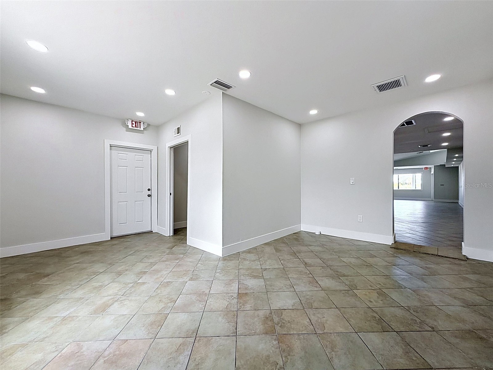 13414 Us Highway 19 Hudson FL 34667 W7885612 image30
