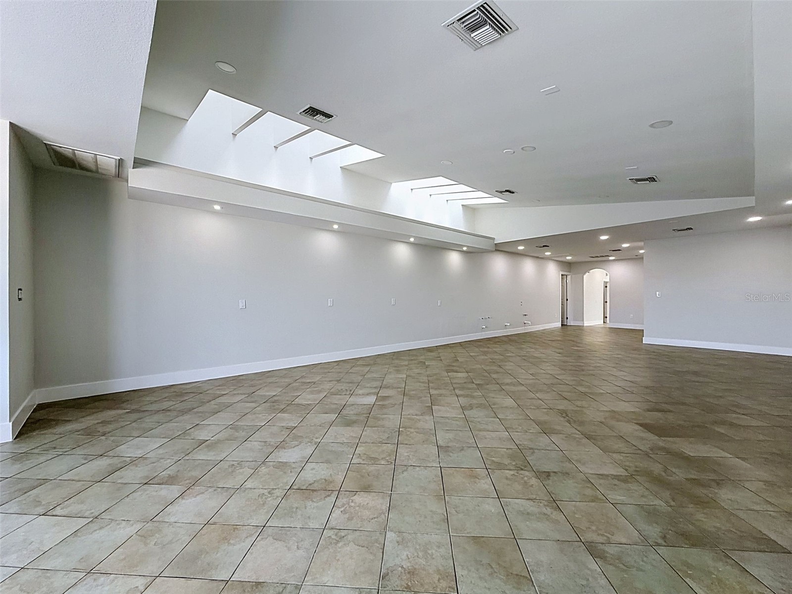 13414 Us Highway 19 Hudson FL 34667 W7885612 image9