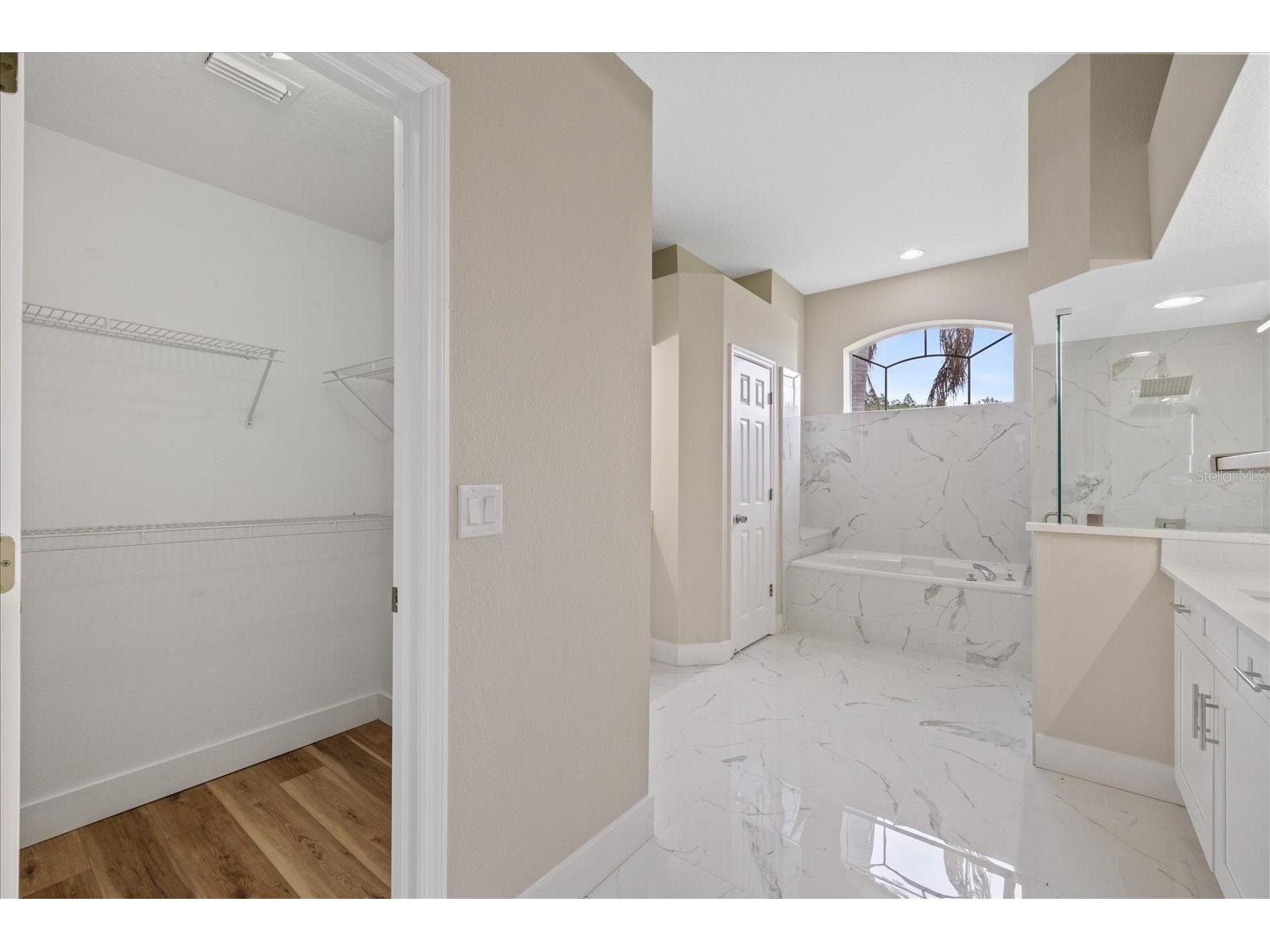 13417 Iola Drive Tampa FL 33626 TB8513867 image12