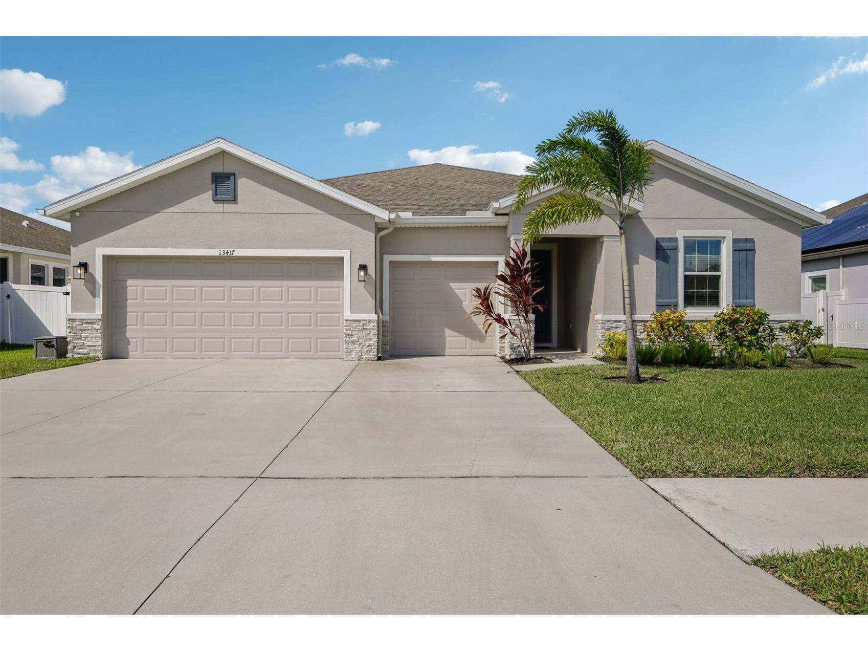 13417 Lakeview Oaks Lane Riverview FL 33579 TB8437631 image1