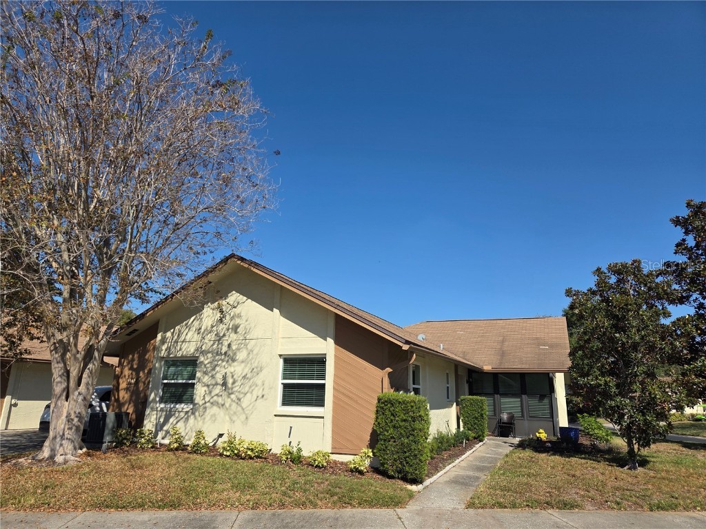 1342 Stonehaven Lane Dunedin FL 34698 TB8449642 image1