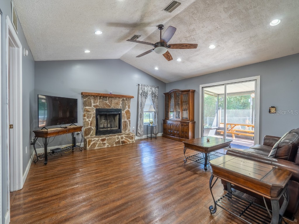 13425 NE 217th Court Fort Mc Coy FL 32134 - LAKE KERR OM711416 image10