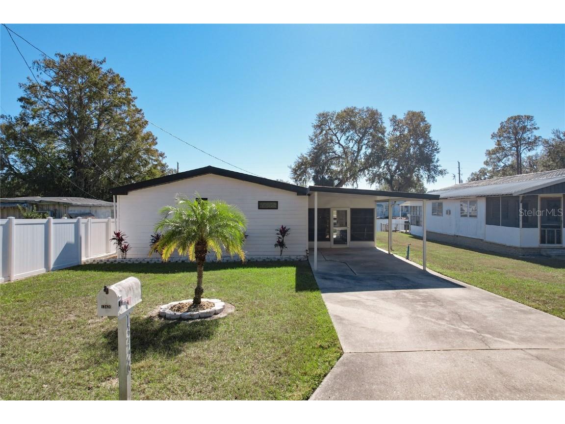 13426 Palm Drive Astatula FL 34705 G5089726 image1