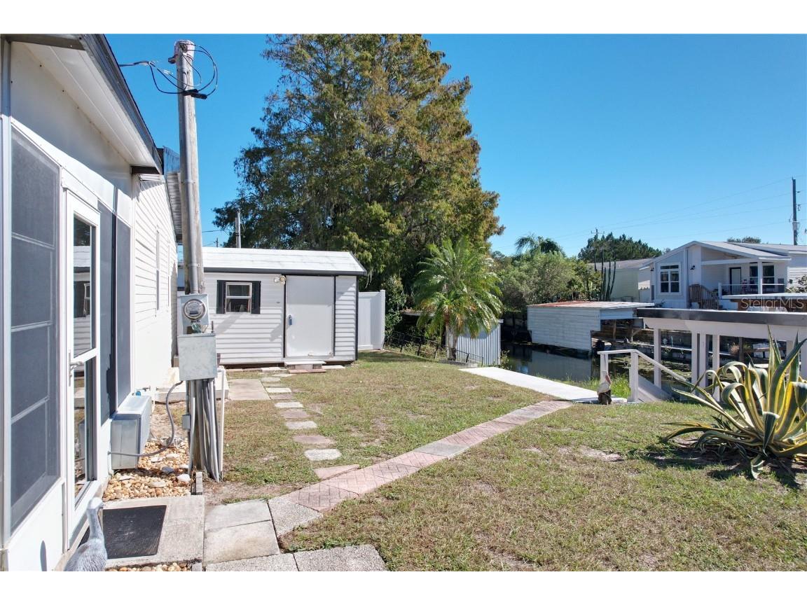 13426 Palm Drive Astatula FL 34705 G5105763 image54