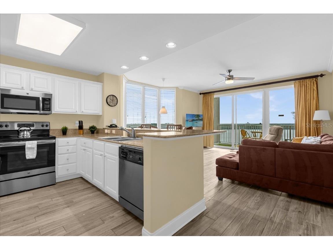 13427 Blue Heron Beach Drive #2-801 Orlando FL 32821 - LAKE BRYAN O6294379 image5