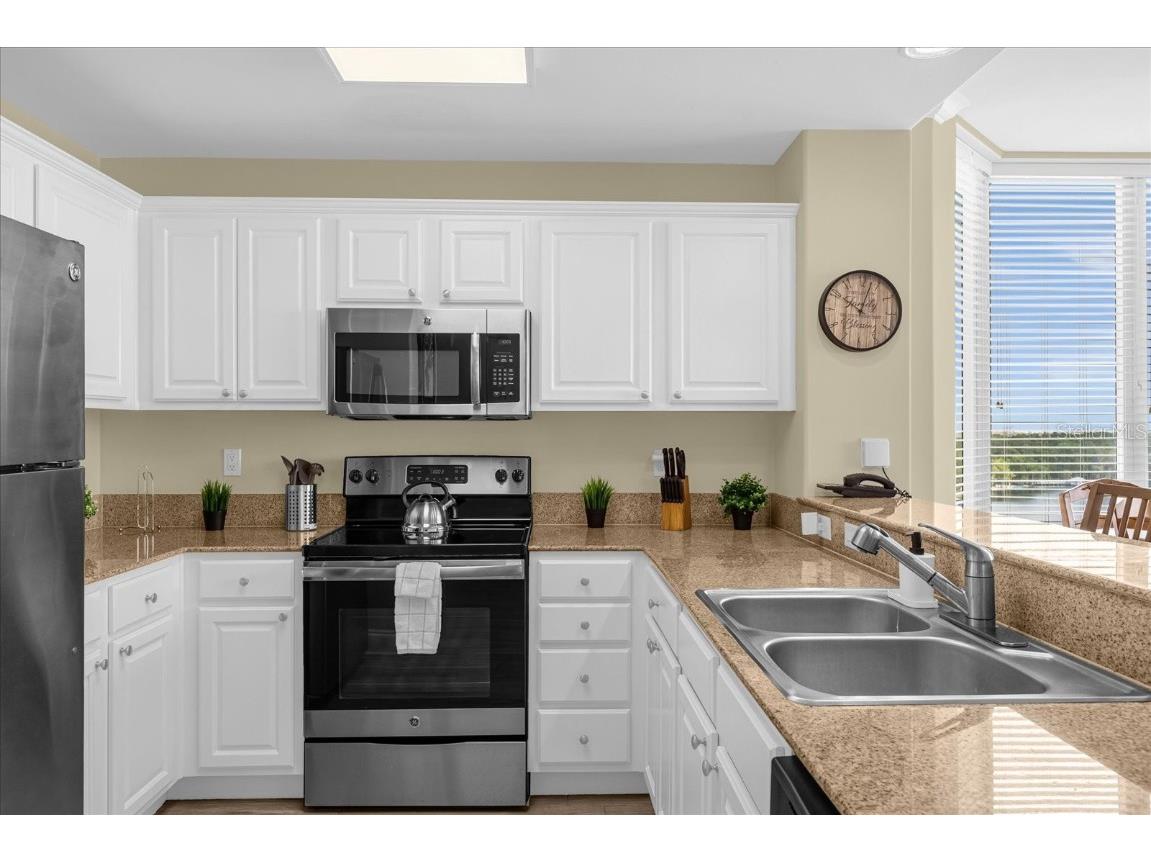 13427 Blue Heron Beach Drive #2-801 Orlando FL 32821 - LAKE BRYAN O6294379 image9