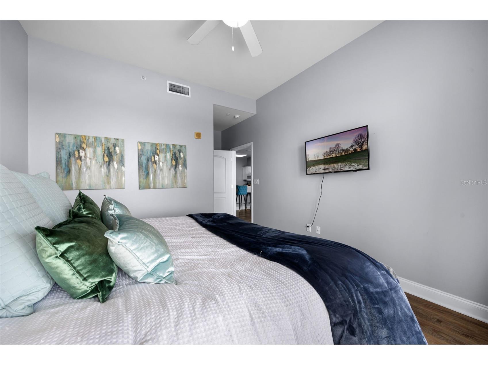 13427 Blue Heron Beach Drive #2003 Orlando FL 32821 O6409669 image18