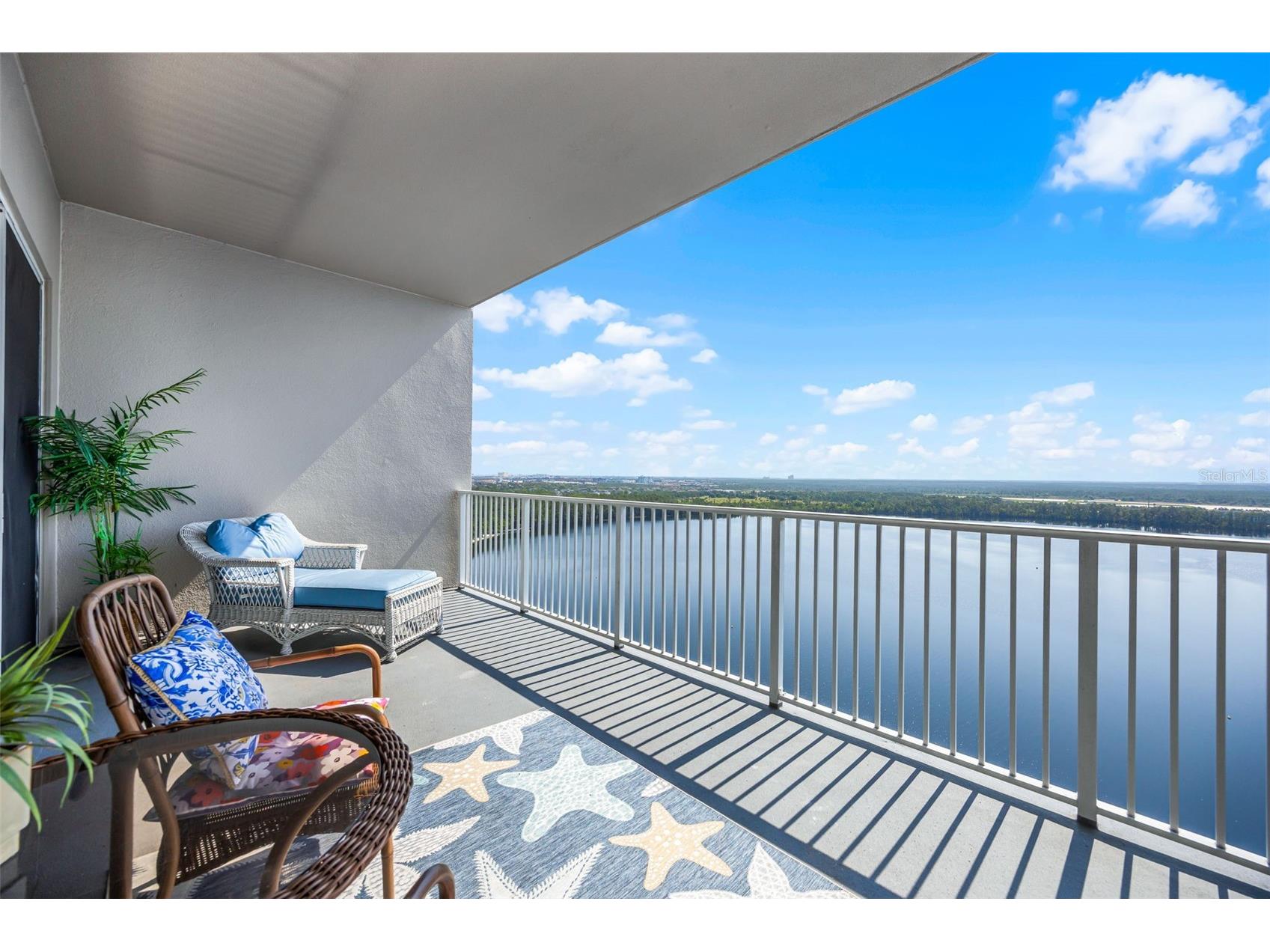 13427 Blue Heron Beach Drive #2003 Orlando FL 32821 O6409669 image2