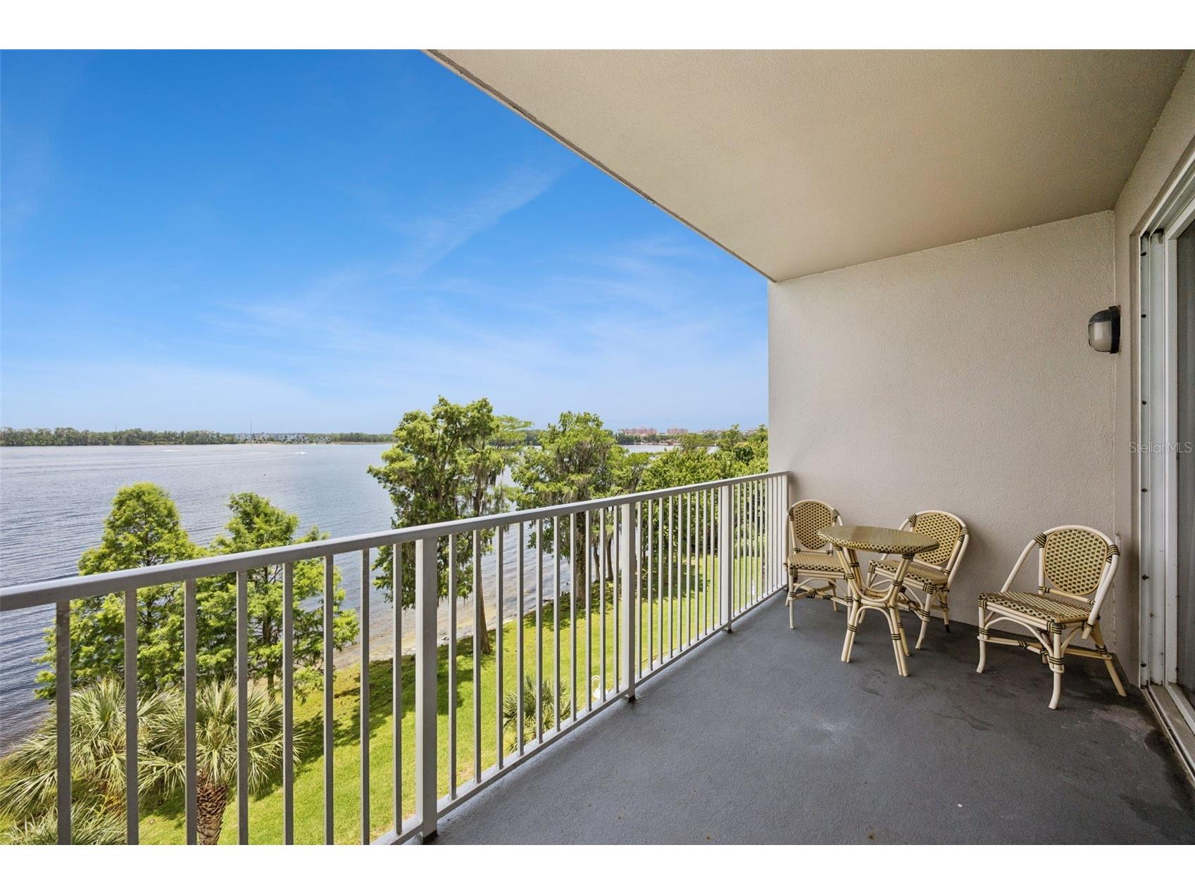 13427 Blue Heron Beach Drive #301 Orlando FL 32821 O6411021 image4