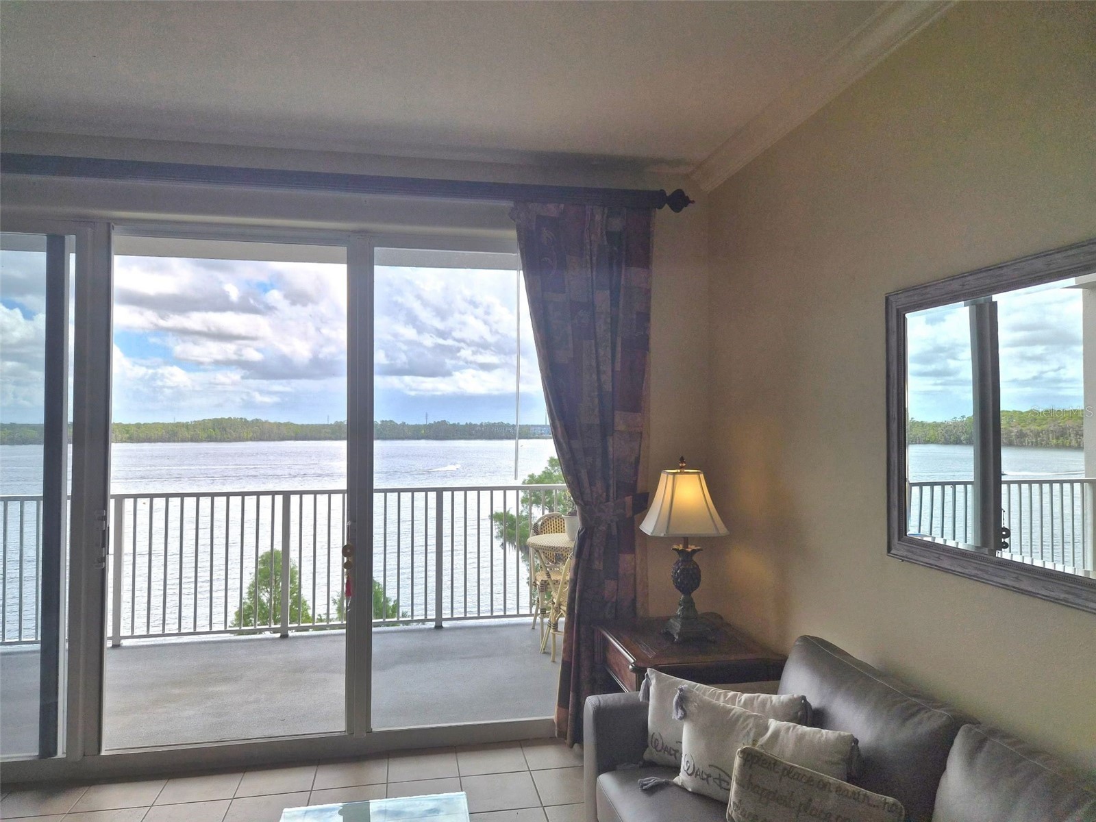 13427 Blue Heron Beach Drive #402 Orlando FL 32821 O6393754 image2