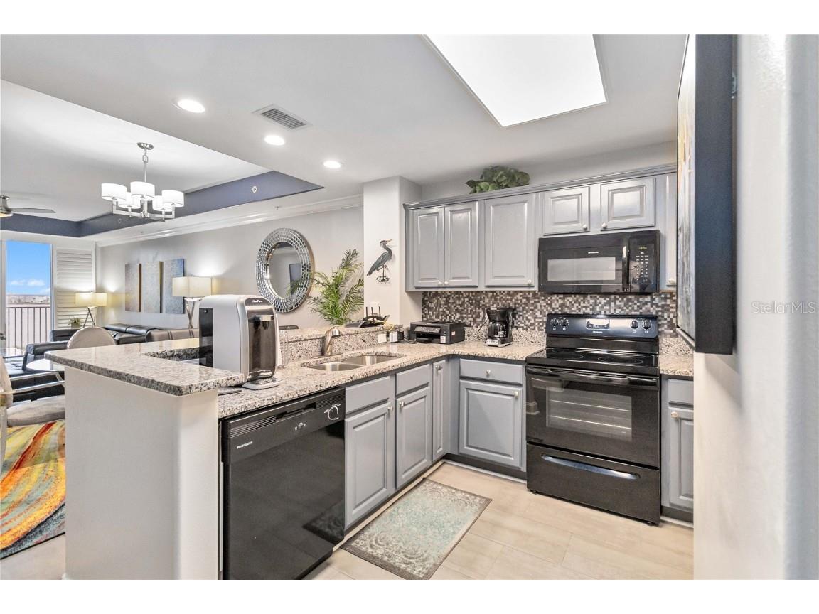 13427 Blue Heron Beach Drive #405 Orlando FL 32821 - LAKE BRYAN O6229896 image18