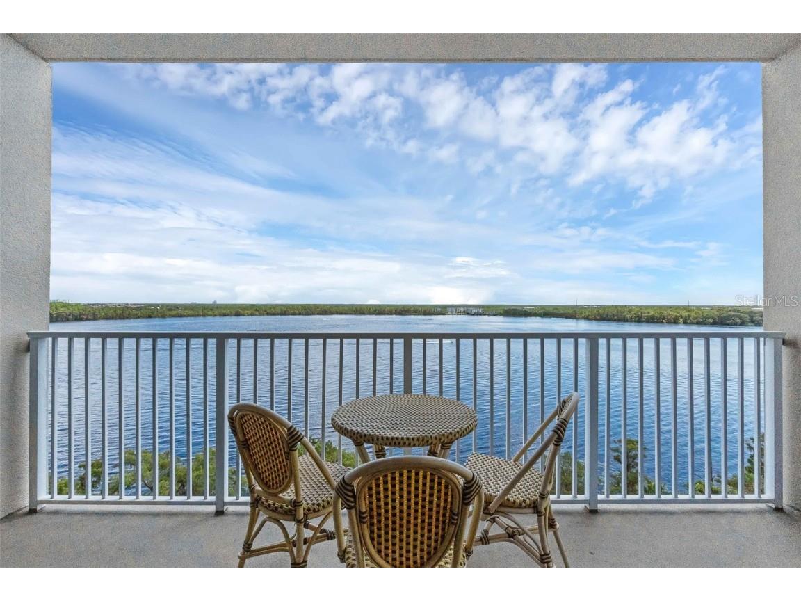 13427 Blue Heron Beach Drive #807 Orlando FL 32821 S5132752 image1