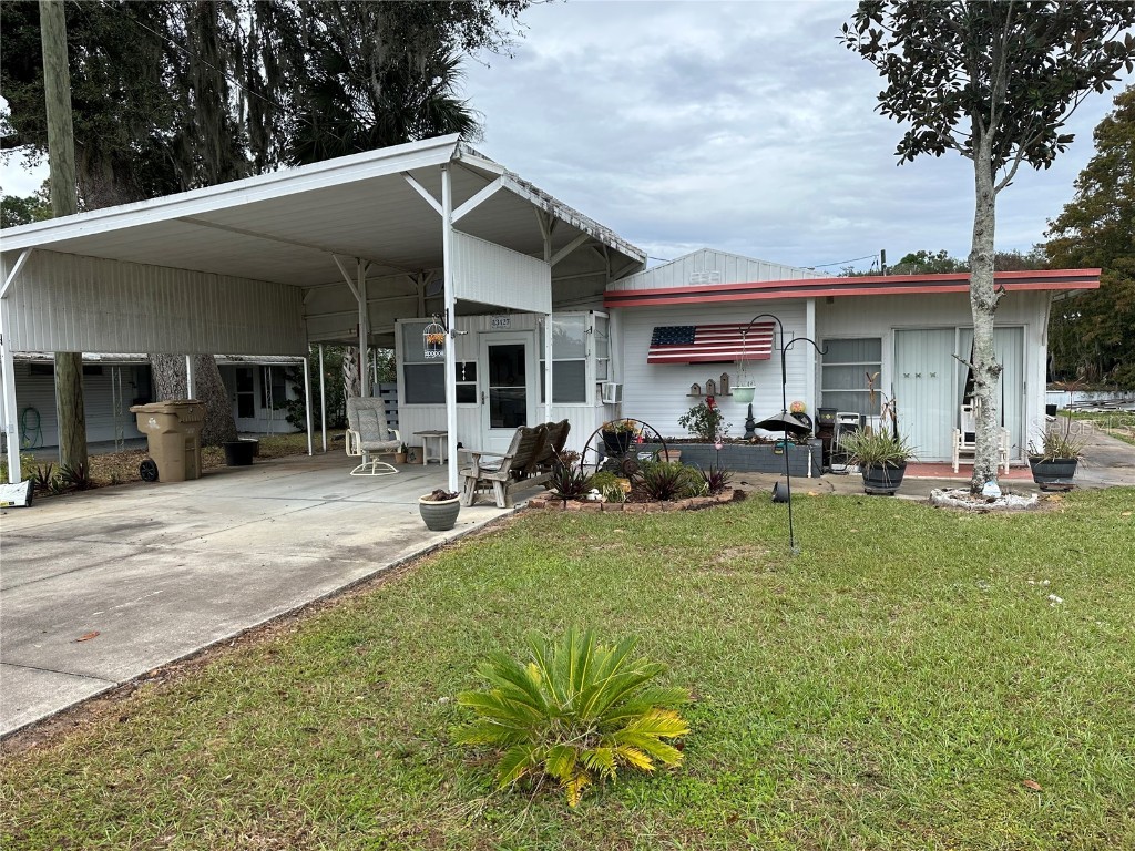 13427 Woodland Drive Astatula FL 34705 - LITTLE LAKE HARRIS G5075793 image1