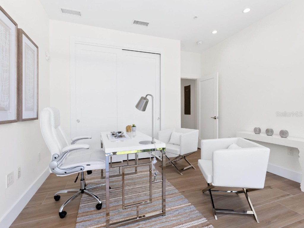 1343 4th Street #101 Sarasota FL 34236 A4659154 image27