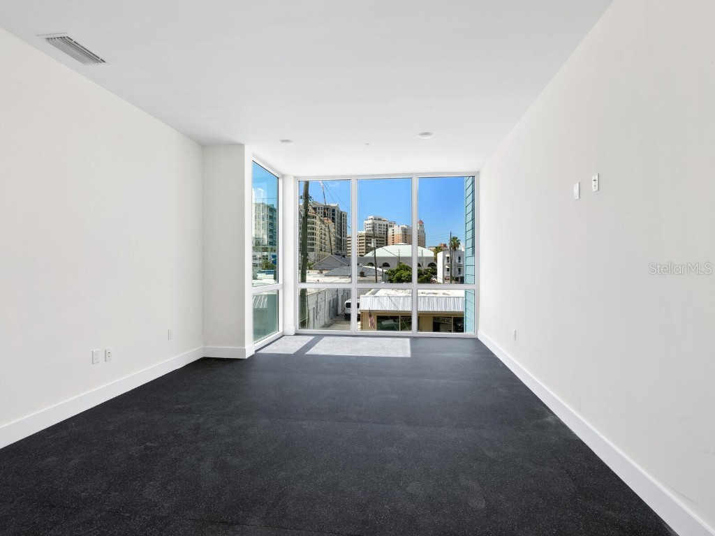 1343 4th Street #101 Sarasota FL 34236 A4659154 image35