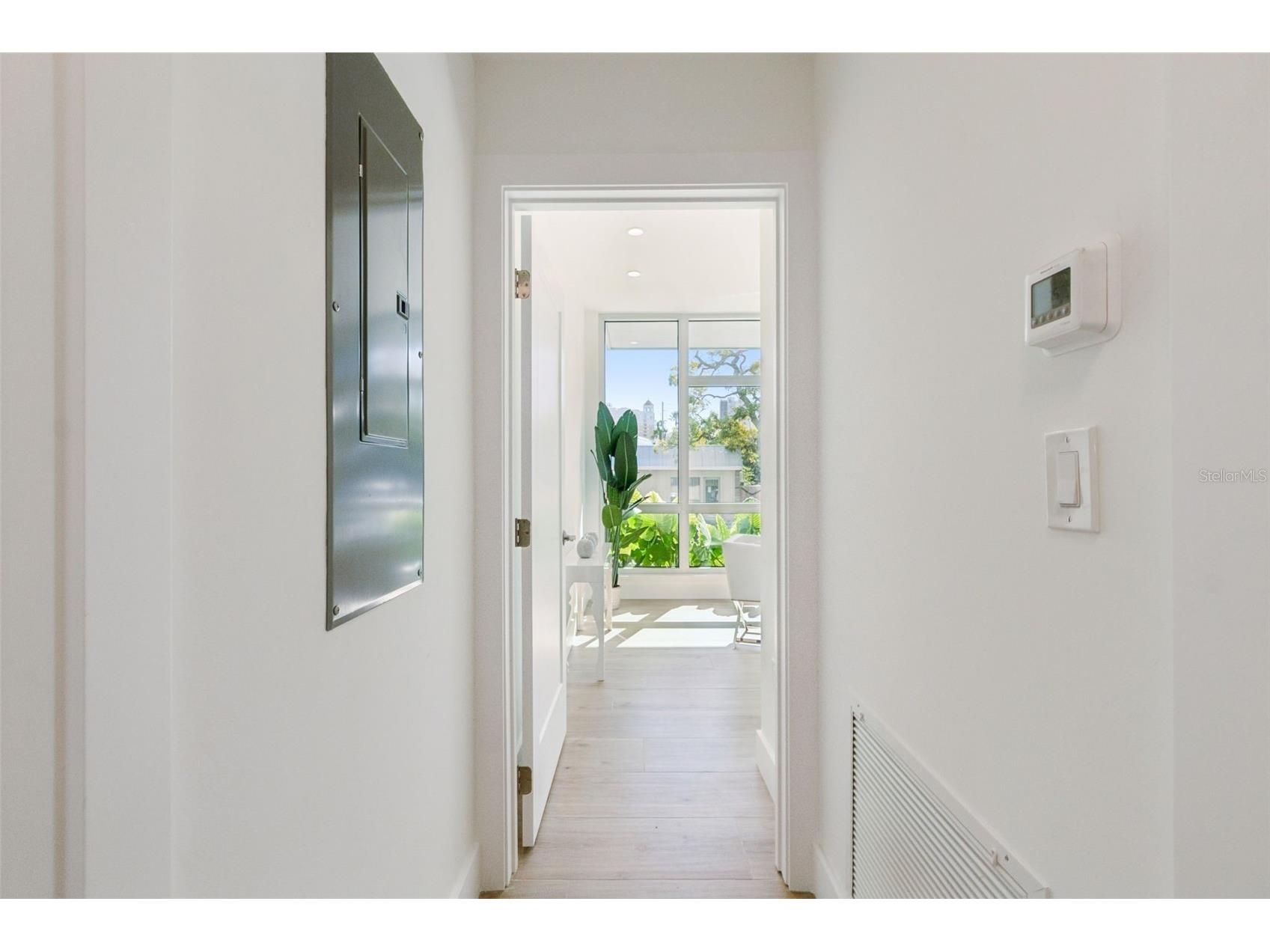 1343 4th Street #101 Sarasota FL 34236 TB8478223 image16