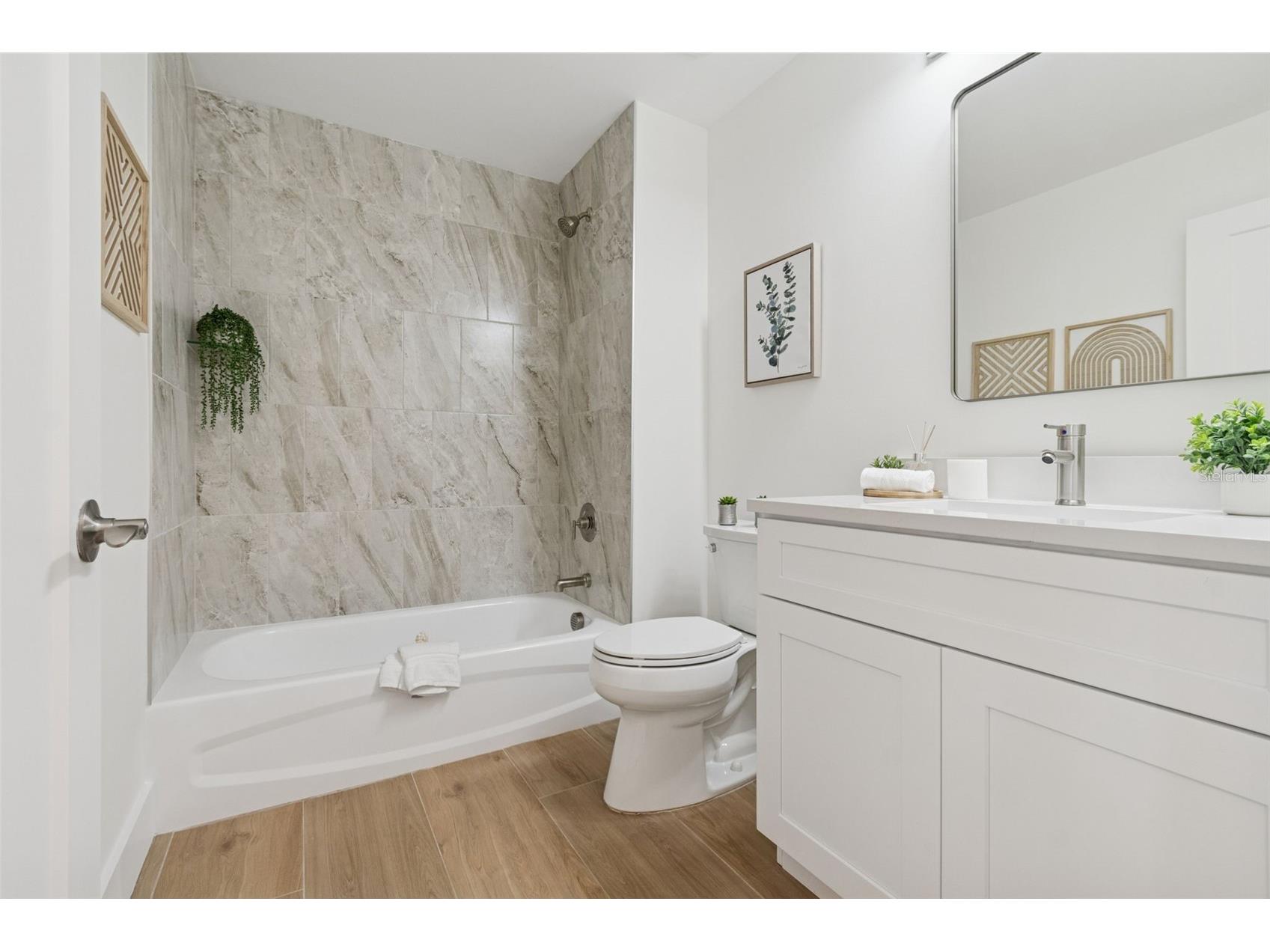 1343 4th Street #101 Sarasota FL 34236 TB8478223 image30