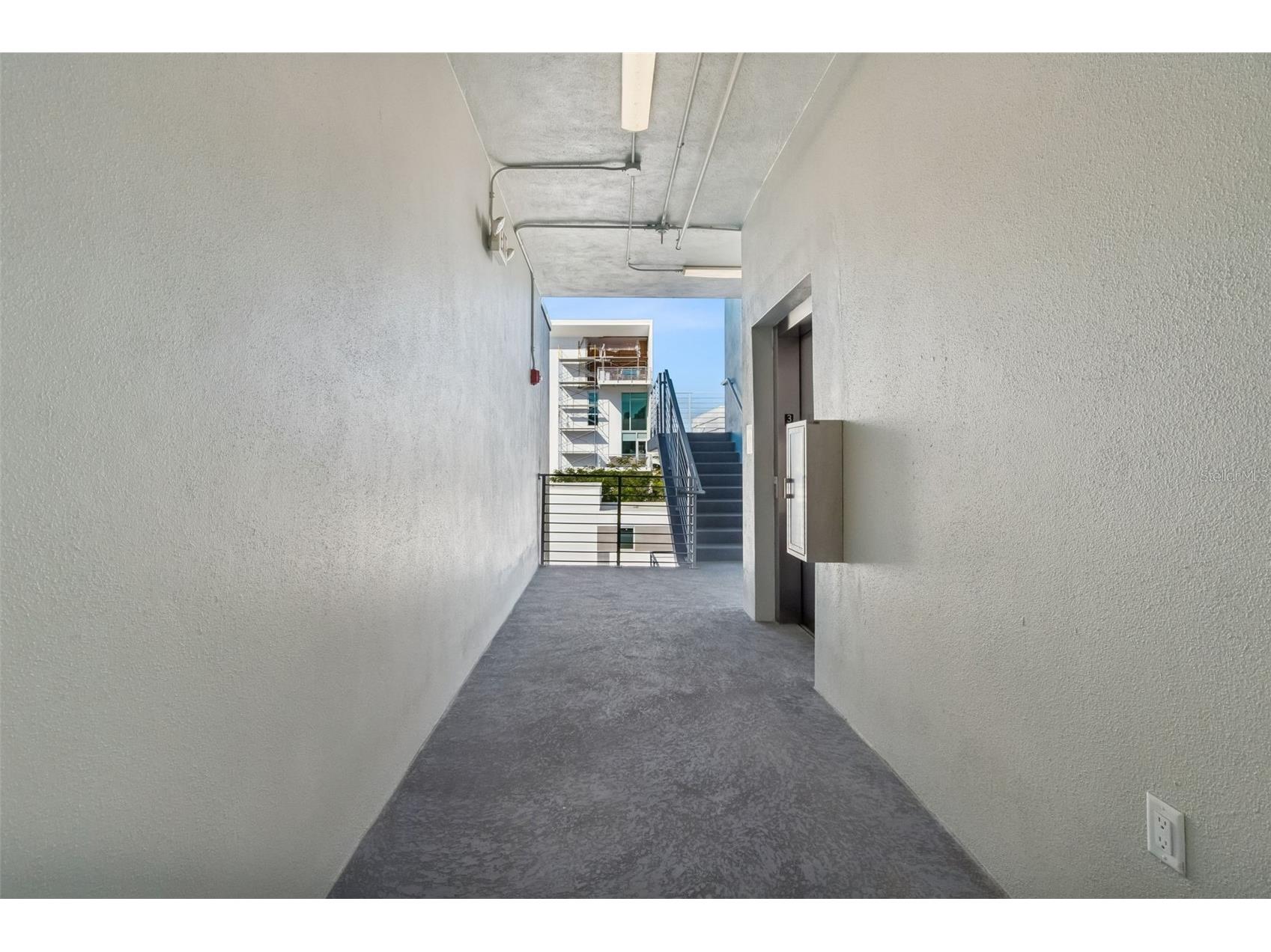 1343 4th Street #101 Sarasota FL 34236 TB8478223 image87