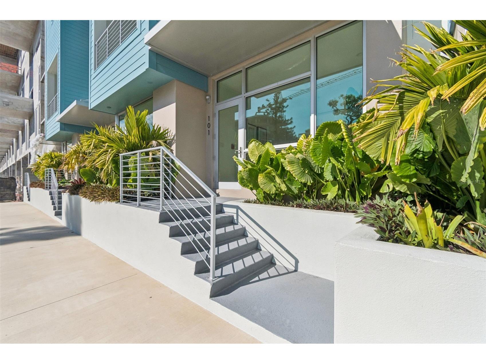 1343 4th Street #102 Sarasota FL 34236 TB8469185 image1