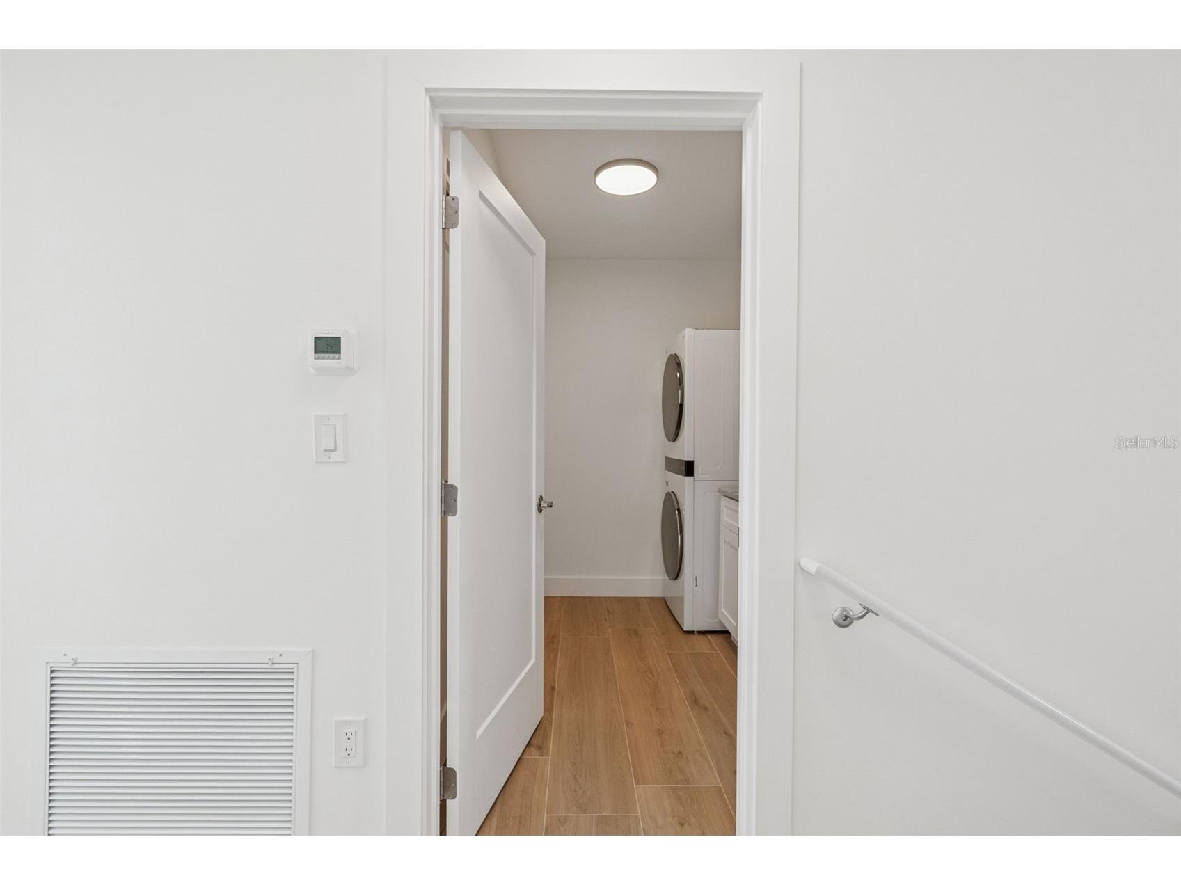 1343 4th Street #102 Sarasota FL 34236 TB8469185 image28