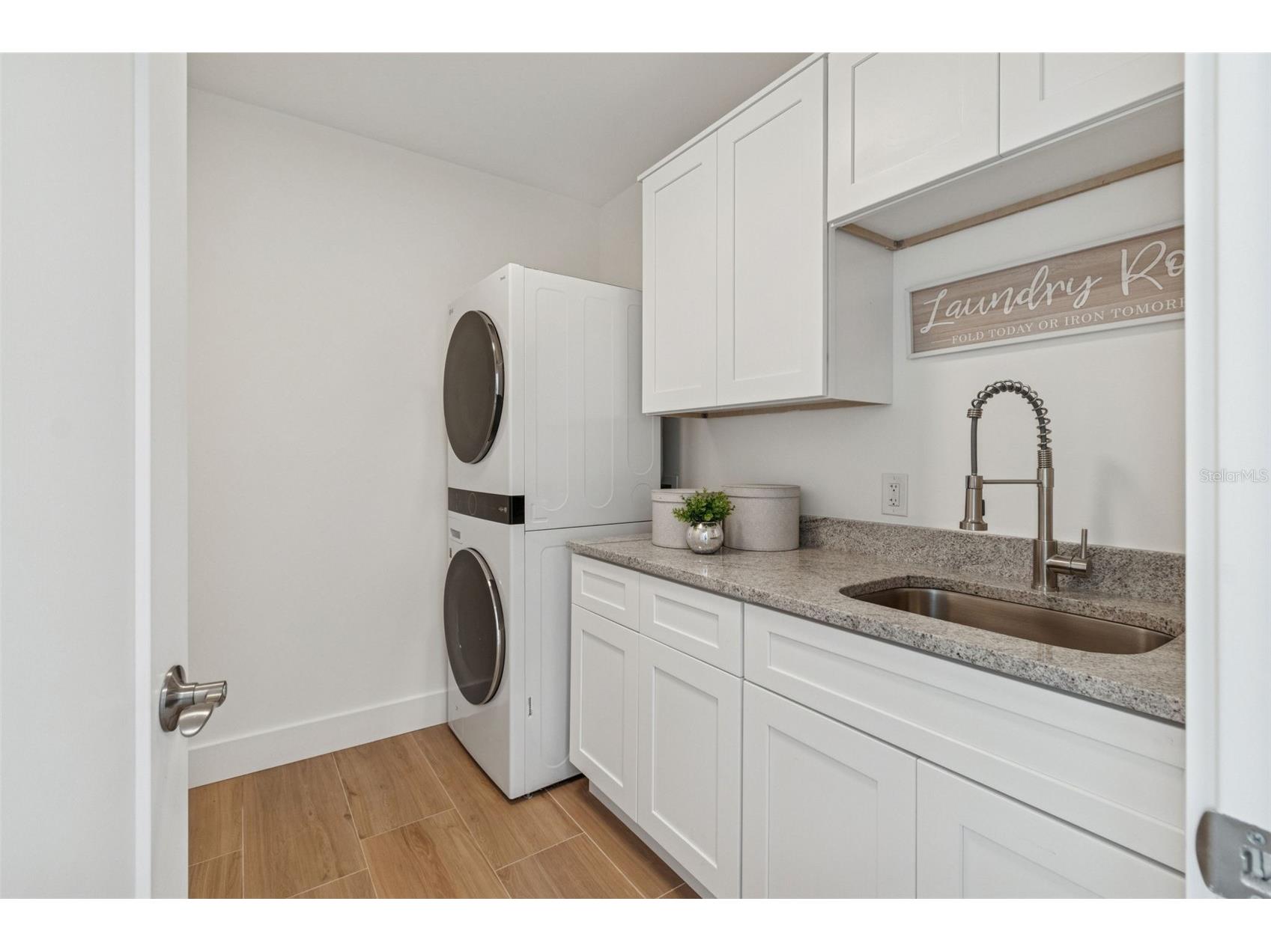 1343 4th Street #102 Sarasota FL 34236 TB8469185 image29