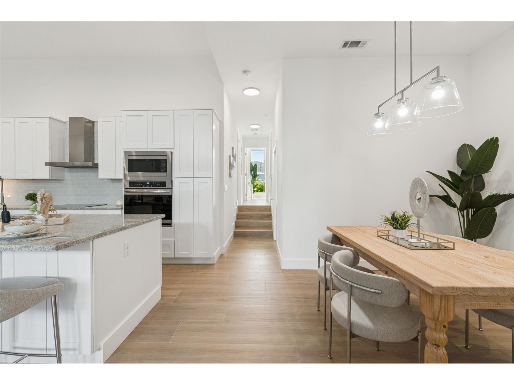 1343 4th Street #102 Sarasota FL 34236 TB8469185 image38