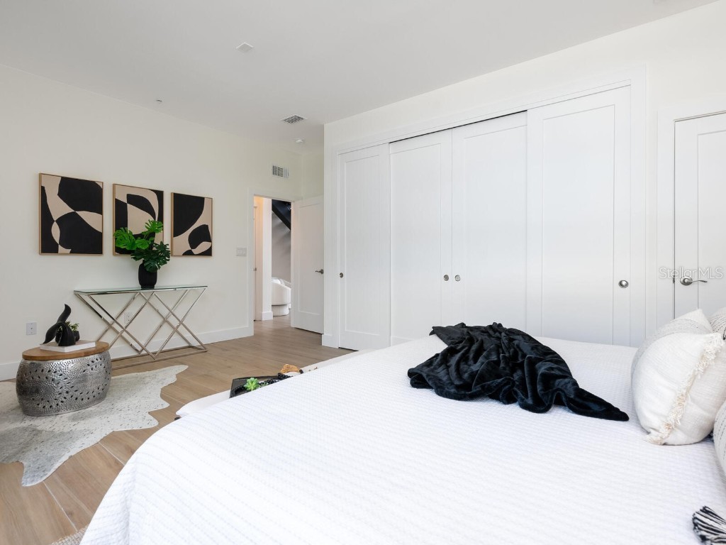 1343 4th Street #201 Sarasota FL 34236 A4659164 image35