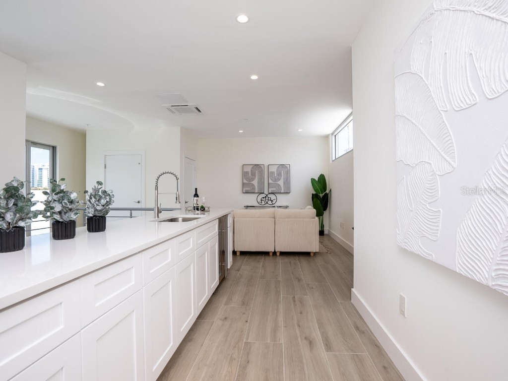 1343 4th Street #201 Sarasota FL 34236 A4659164 image41