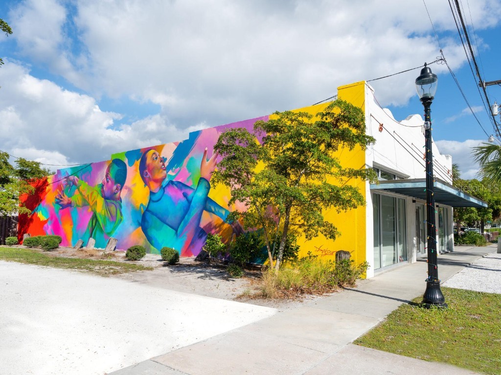 1343 4th Street #201 Sarasota FL 34236 A4659164 image56