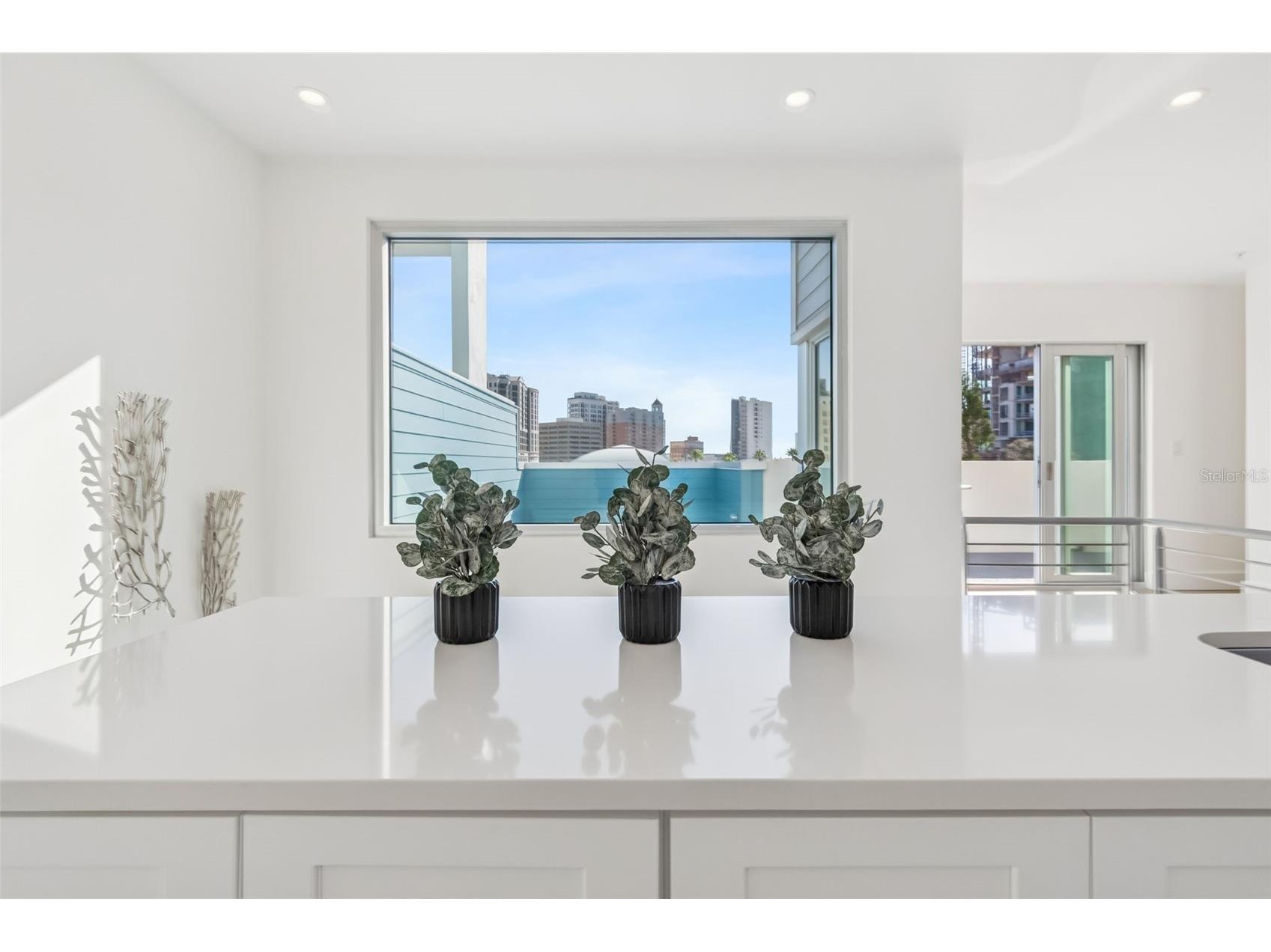 1343 4th Street #202 Sarasota FL 34236 TB8468784 image65
