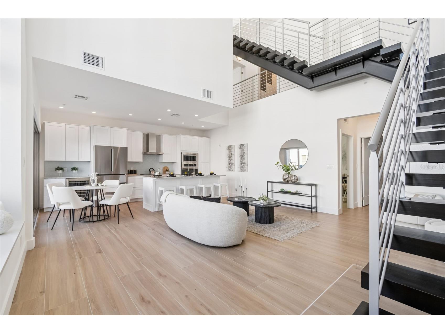 1343 4th Street #202 Sarasota FL 34236 TB8478280 image2