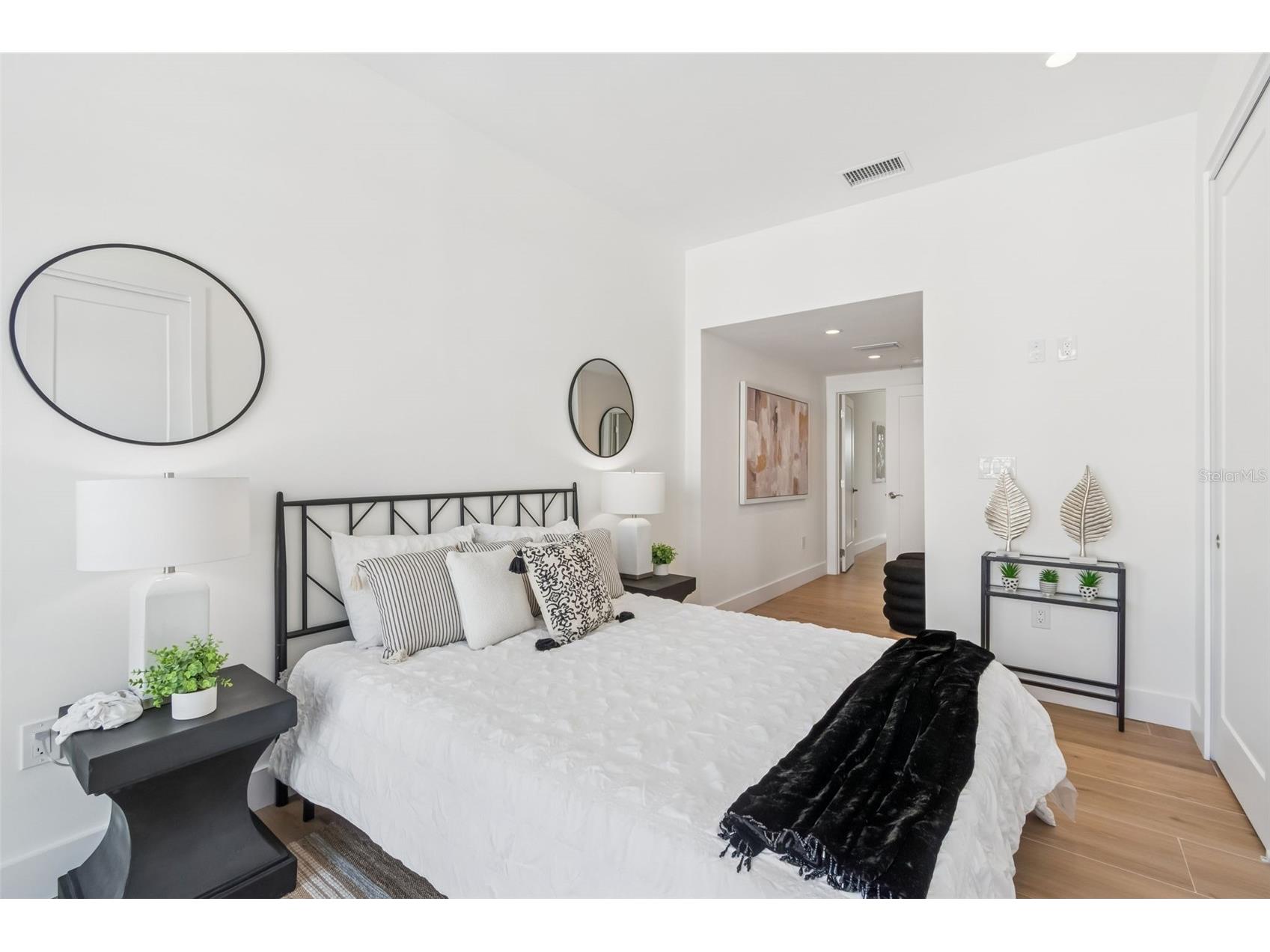 1343 4th Street #202 Sarasota FL 34236 TB8478280 image63