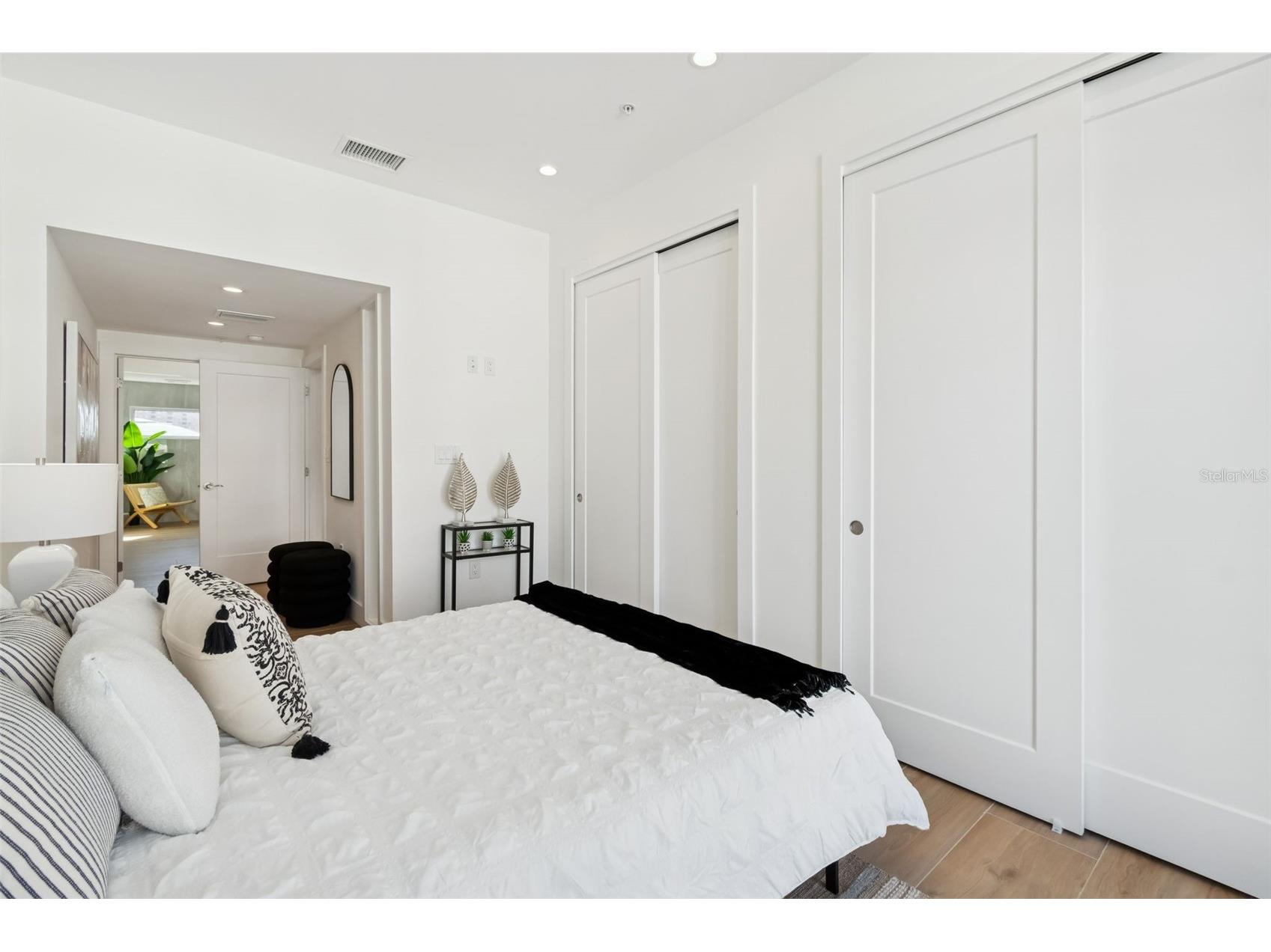 1343 4th Street #202 Sarasota FL 34236 TB8478280 image64