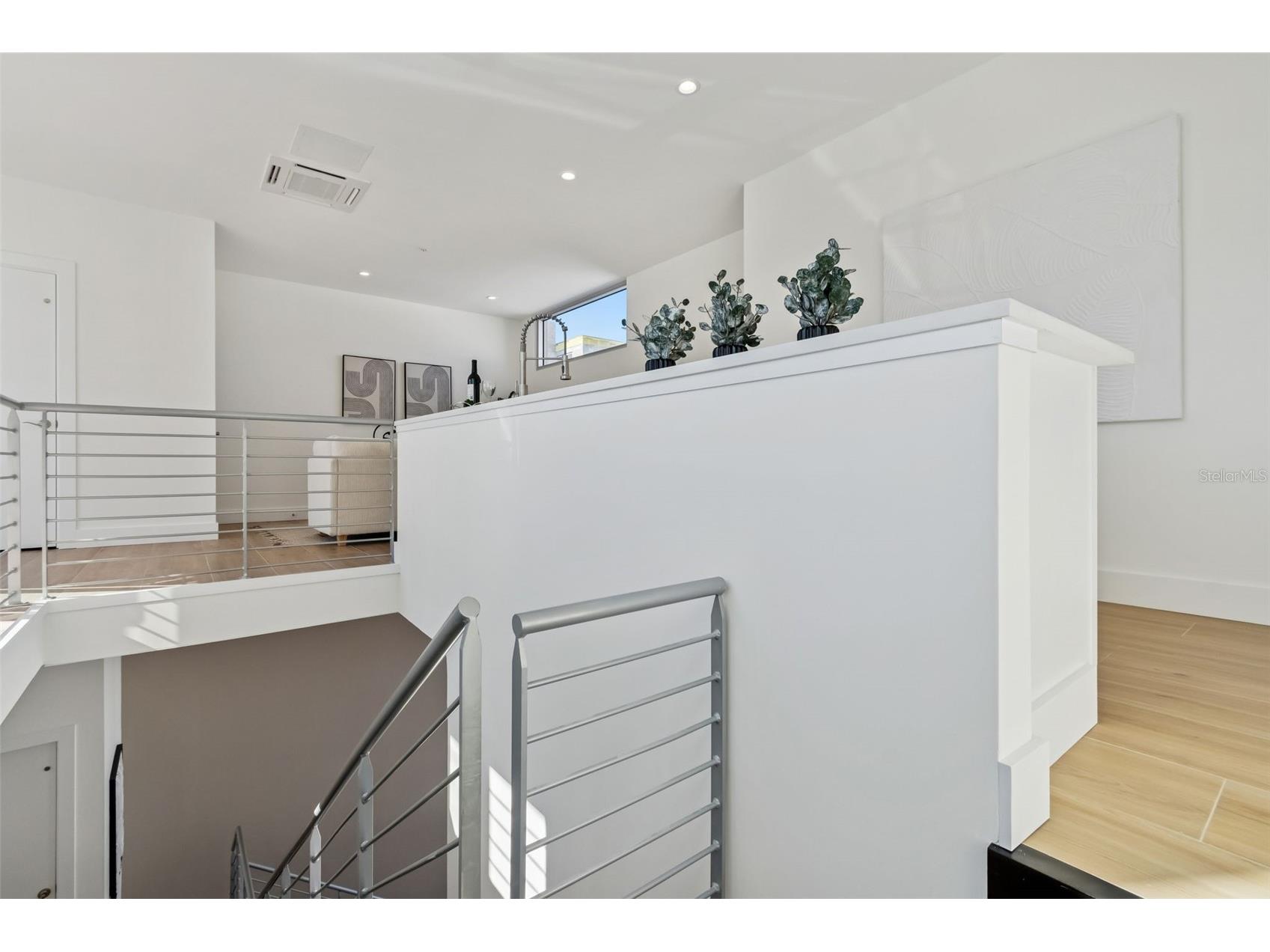 1343 4th Street #202 Sarasota FL 34236 TB8478280 image77