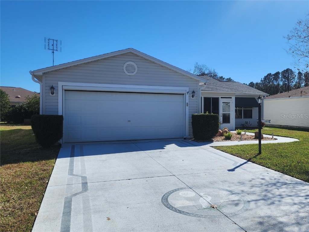 1343 Ballesteros Drive The Villages FL 32162 OM651882 image1