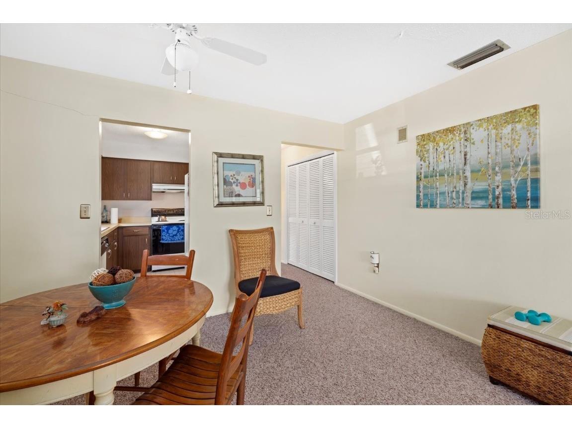 1343 Glendale Circle W #216 Sarasota FL 34232 A4647065 image10