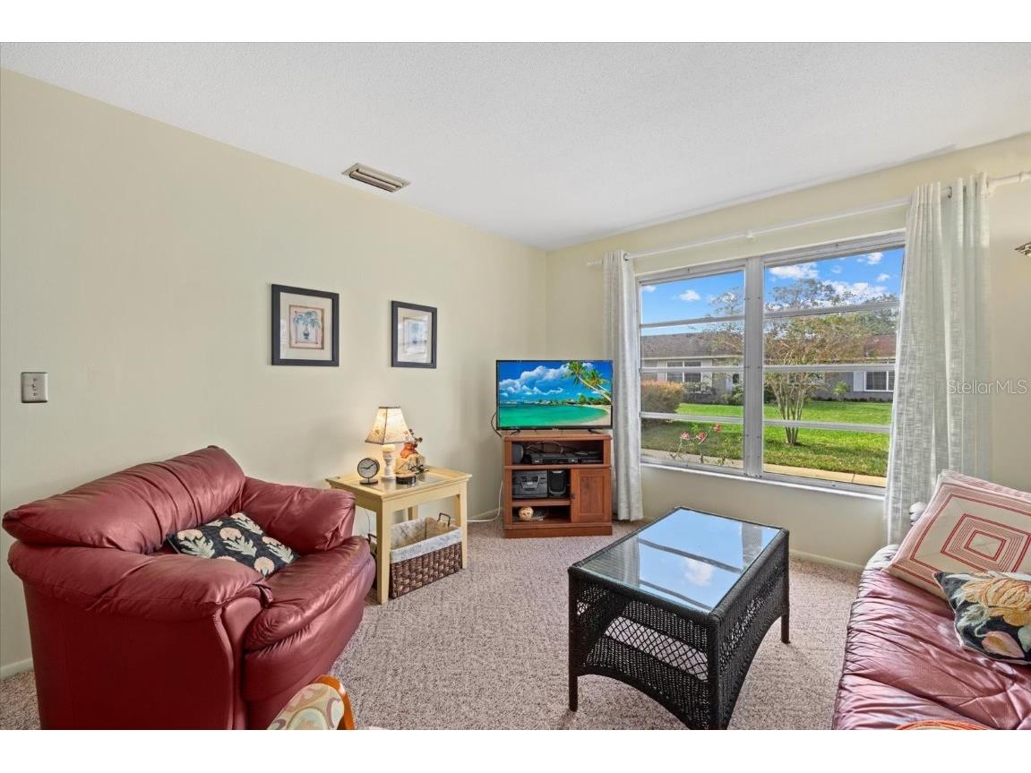 1343 Glendale Circle W #216 Sarasota FL 34232 A4647065 image4